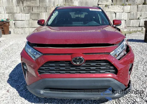 2021 Toyota Rav4 Xle z USA, uszkodzony, nr VIN 2T3P1RFV0MW232165